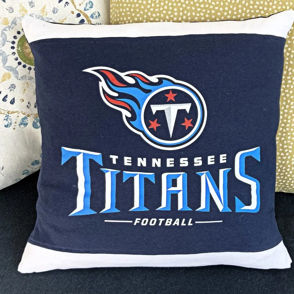 Tennessee Titans NFL Football upcycled T-shirt 16x16 throw pillow cover